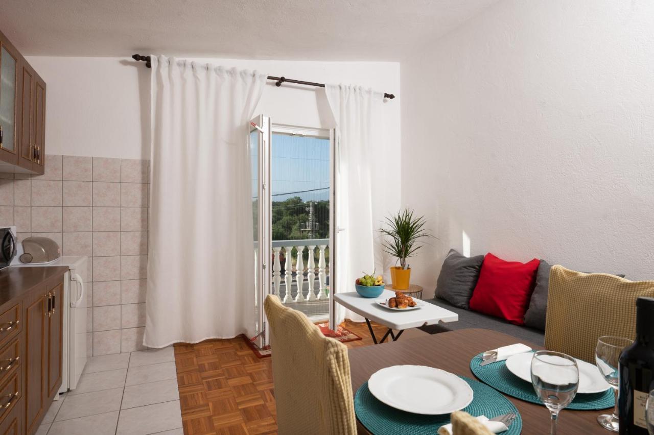 Marina'S Apartments Ražanac 외부 사진