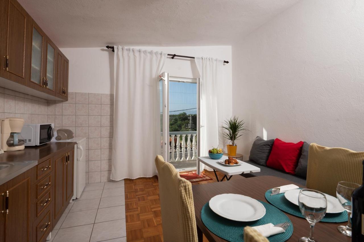 Marina'S Apartments Ražanac 외부 사진