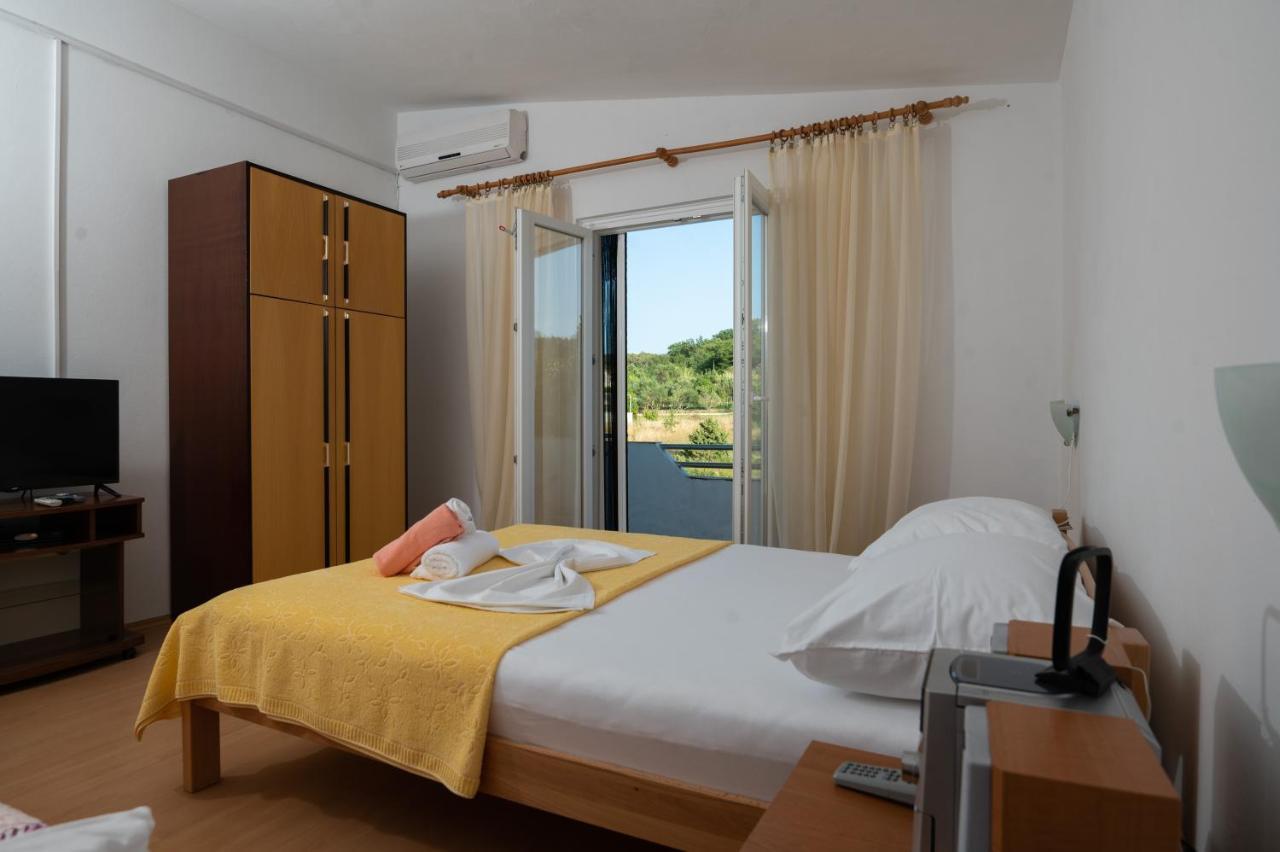 Marina'S Apartments Ražanac 외부 사진